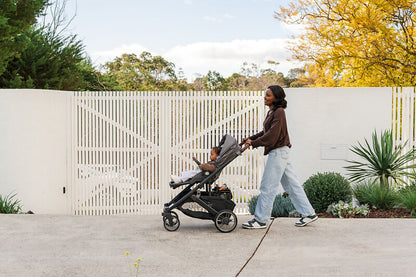 UPPAbaby Cruz® V3 Kompakter Kombi-Kinderwagen
