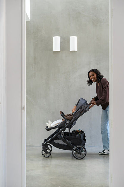 UPPAbaby Cruz® V3 Kompakter Kombi-Kinderwagen